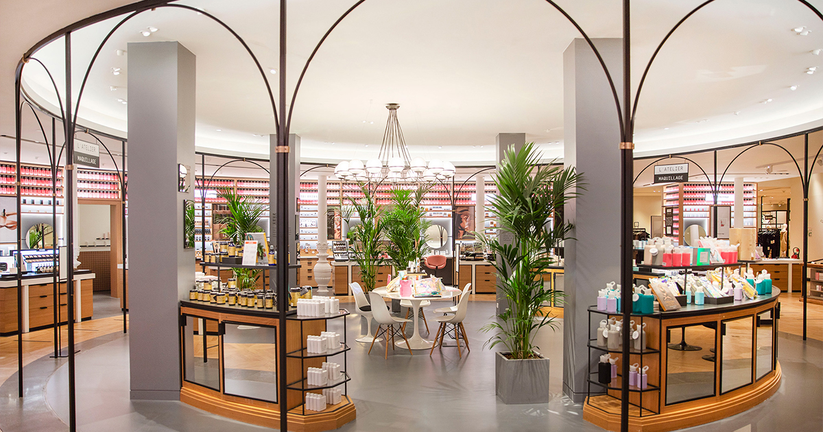 パリ老舗百貨店ル・ボン・マルシェに新たな“美のメッカ”誕生　メイクアップ中心の美容コーナー開設