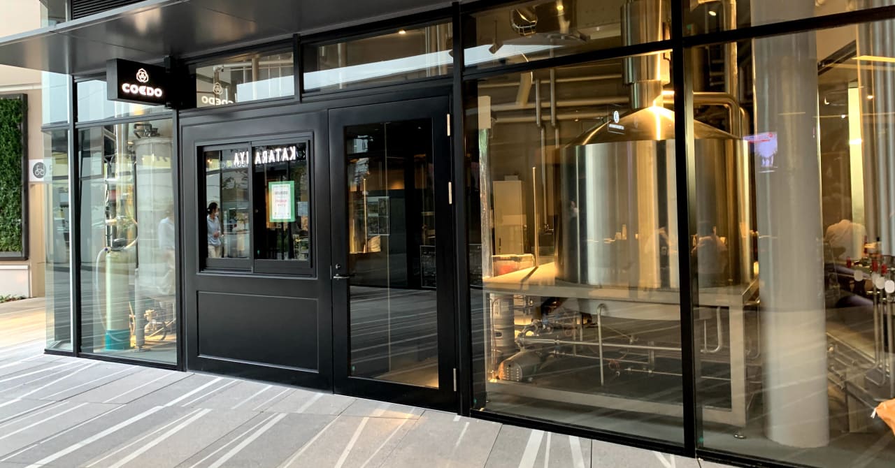 コエドがブルワリー併設の新業態レストランを川越にオープン、テイクアウトビールも提供