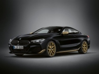 BMW・8シリーズにブラック&ゴールドの特別モデル　限定3台