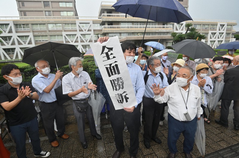 「黒い雨浴びた人は被爆者」広島地裁が初の司法判断　原告の訴え認め手帳交付命令