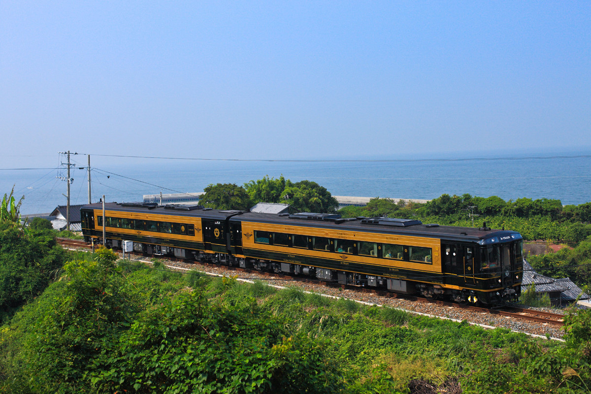 JR九州＆西鉄の観光列車がコラボ - 三井化学専用線の特別ツアーも