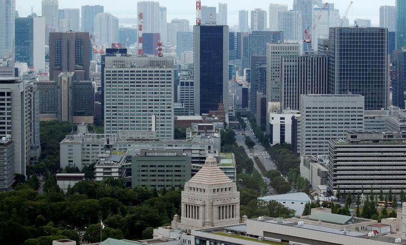 日本の成長率20年度は－4.5％、落ち込みリーマン超え　政府試算