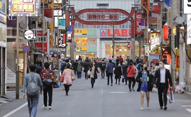 コロナで進む東京離れ　新宿区に住む外国人が激減の裏事情 - NEWSポストセブン
