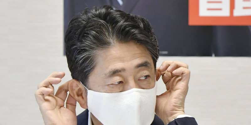 菅氏、首相の体調不良を否定　「全く問題ない」