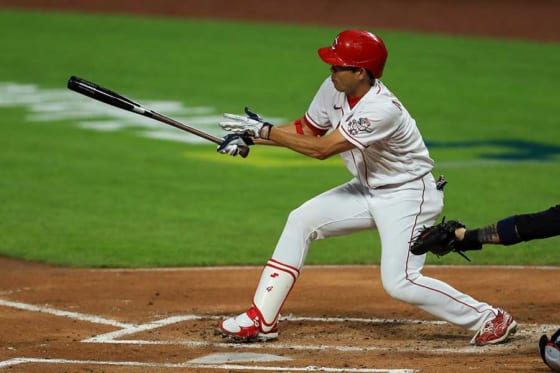 【MLB】秋山翔吾、初回に豪快な“バット投げ”　地元メディア爆笑「バットを忘れたようだ」