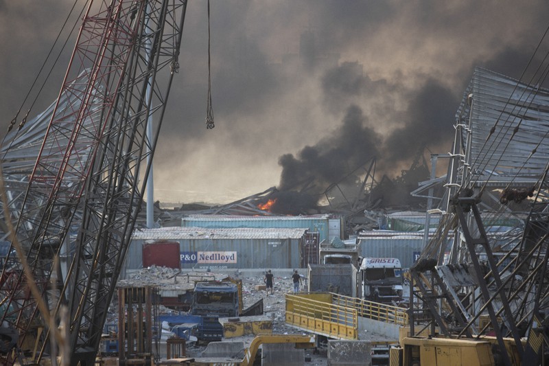 ベイルートの爆発、少なくとも10人死亡　花火倉庫で発生か