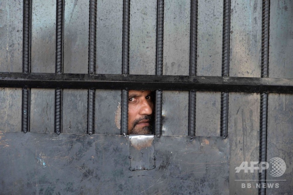 IS戦闘員ら270人逃亡中 アフガン刑務所襲撃で脱走