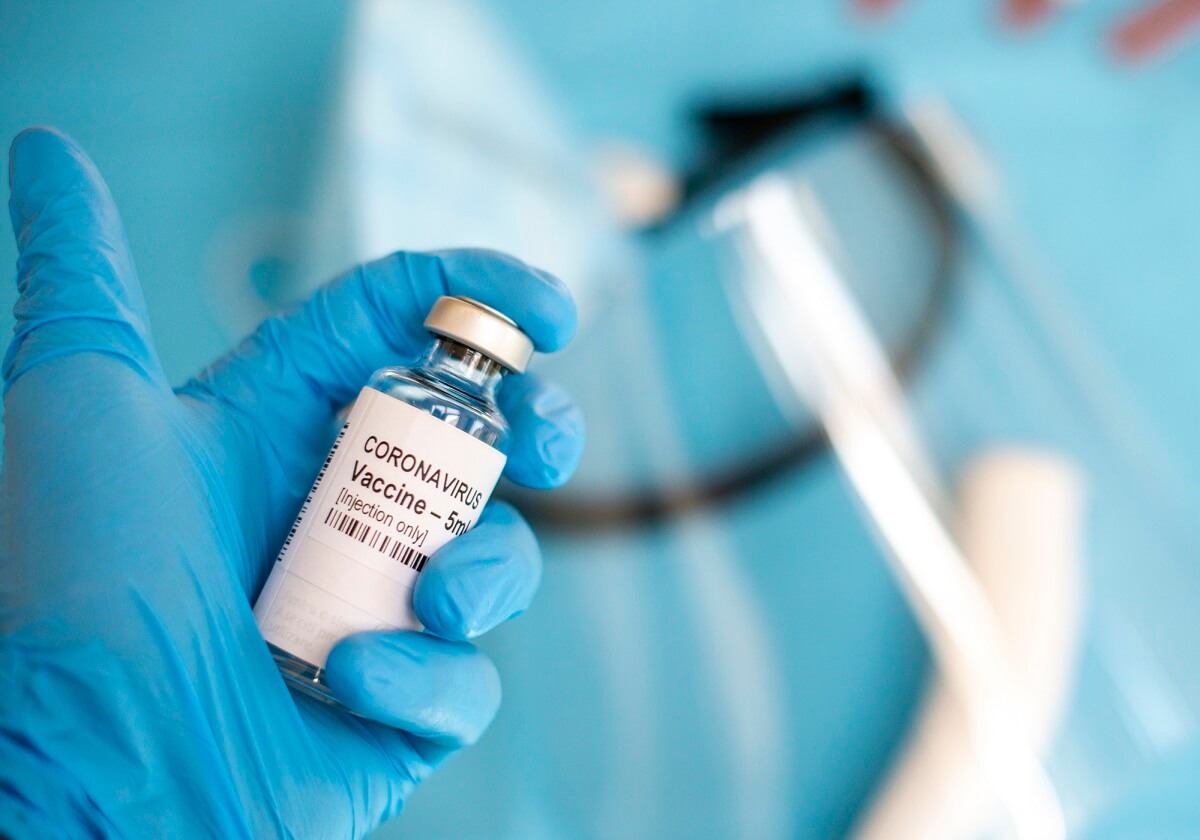 ロシア、世界初コロナワクチン実用化か臨床試験経ず承認手続き入り、反ワクチン運動の懸念