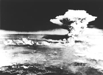 ＜あのころ＞広島に原爆投下　史上初の核兵器使用