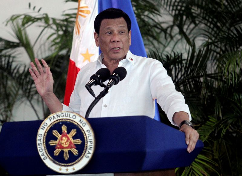 フィリピン大統領、ロシアのコロナワクチンに「多大な信頼」