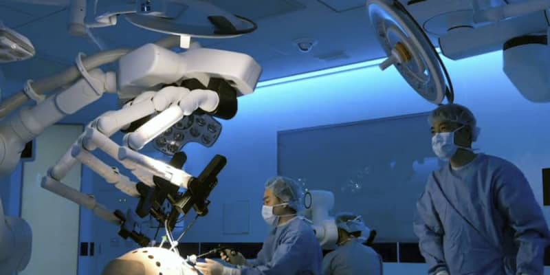 国産初の手術支援ロボット、神戸　メディカロイドが承認取得