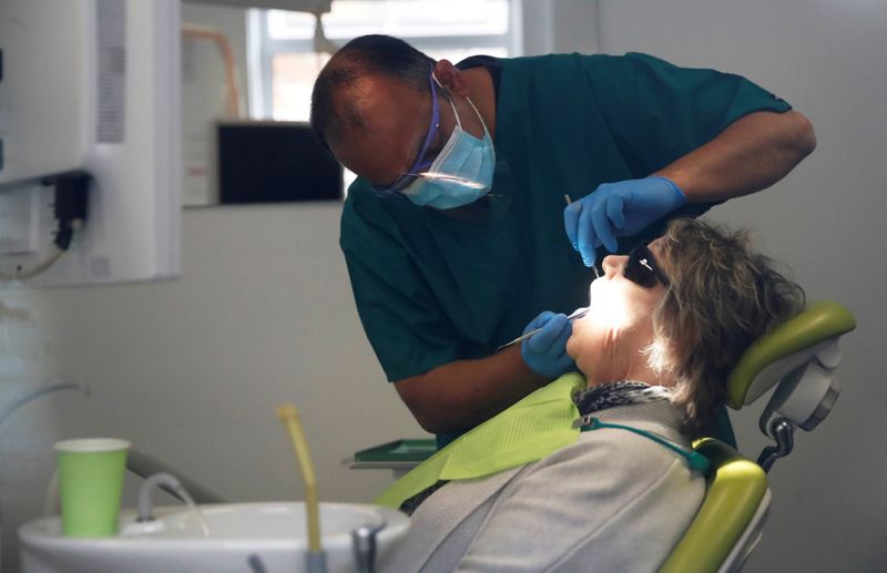 定期歯科検診先送りを、コロナ市内感染の発生地域で＝ＷＨＯ