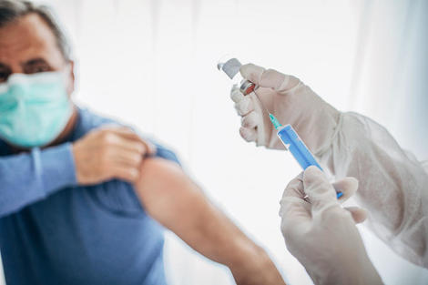 新型コロナワクチンが開発されても、米国の3人に1人は「接種しない」と回答