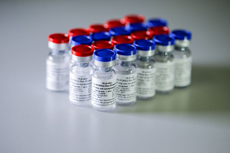 ロシア、2週間内に新型コロナワクチンを医師らに接種へ