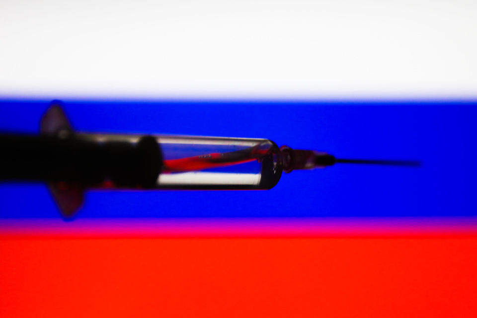 ロシア「初の新型コロナワクチン」は治験未完了で承認？安全性に懸念