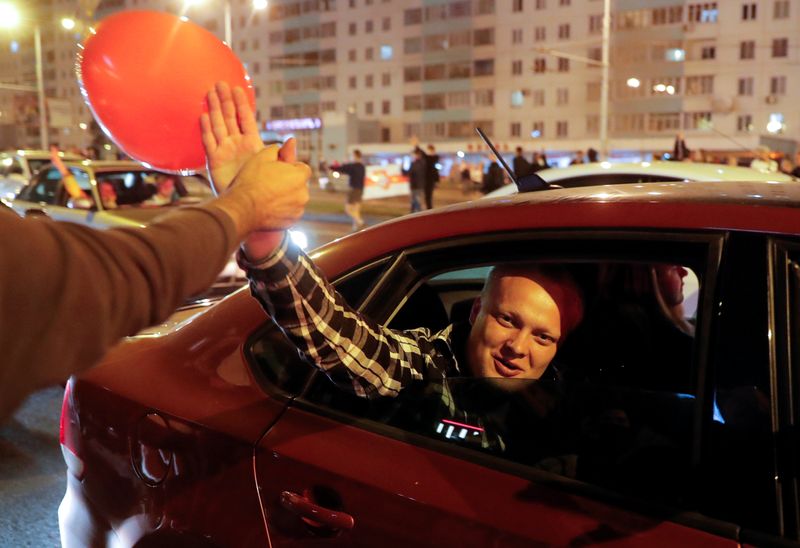 ベラルーシ、大統領6選への抗議続く　政権指導部は謝罪表明