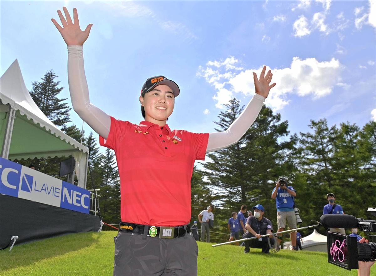 １９歳笹生、圧巻の大会タイ記録でプロ２戦目Ｖ　女子ゴルフ