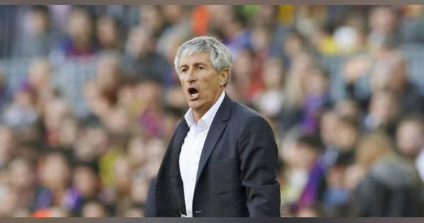 サッカー、バルセロナの監督解任　欧州CLで記録的大敗