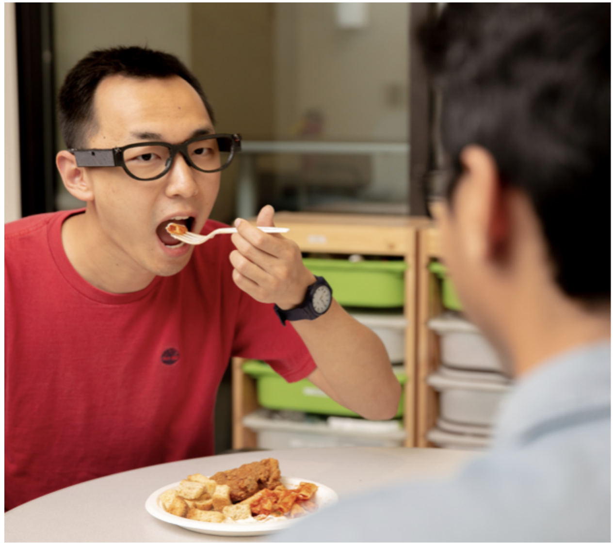 食事をもれなく記録するメガネ「FitByte」　カーネギーメロン大学開発