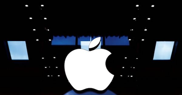 米アップル、時価総額2兆ドル超え　米企業で初