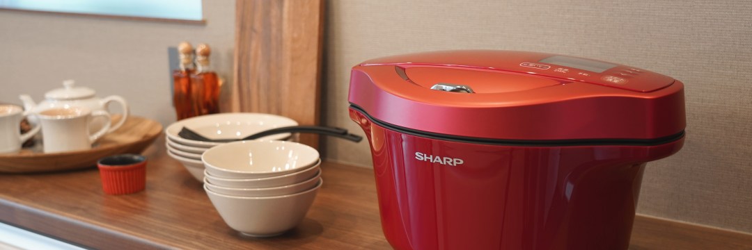 2004年9月1日、水で焼くというウォーターオーブン「ヘルシオ AX-HC1