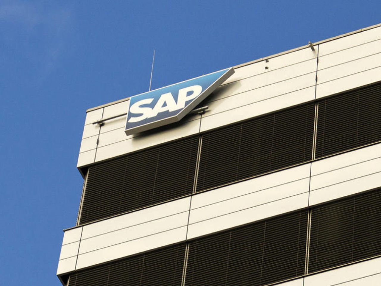 カナデン、グローバル経営管理基盤に「SAP S/4HANA」を採用