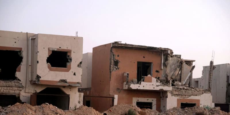 リビア内戦で即時停戦を表明　東西勢力、選挙実施案も
