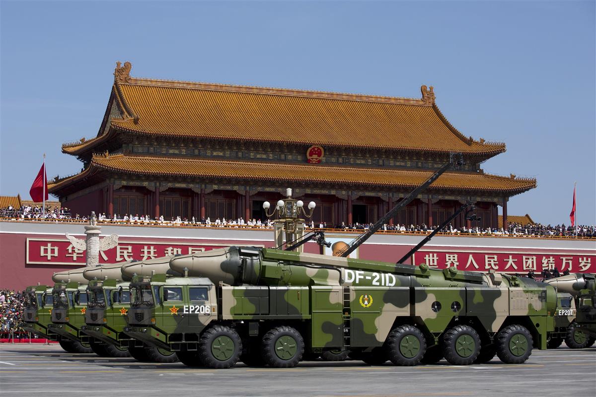 中国のミサイル発射、米空母排除の“切り札”　急がれる対中同盟網