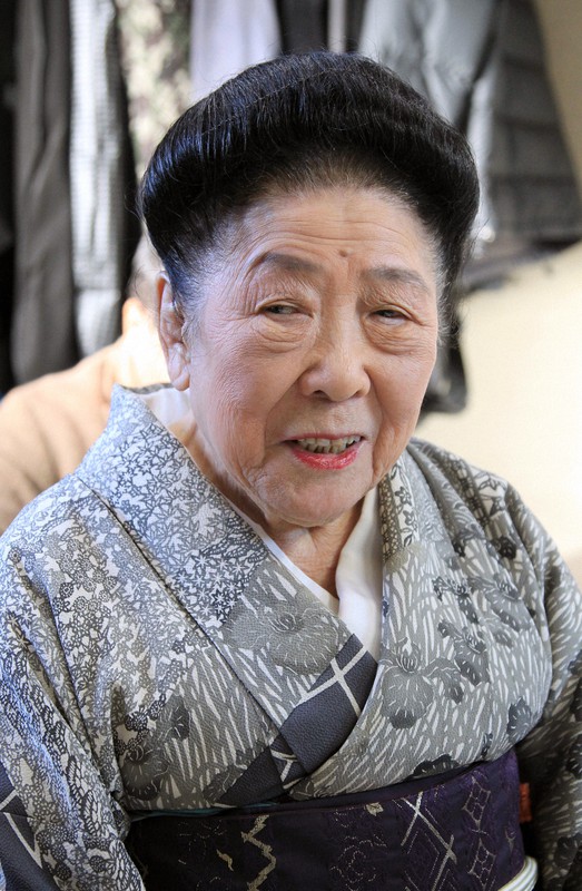 内海桂子さん死去　97歳　「桂子・好江」東京漫才の大御所、芸歴80年