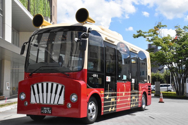 朝ドラ「エール」で活性化を　福島市が古関裕而メロディーバス運行へ