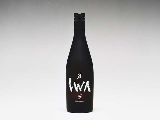 リシャール・ジョフロワが手掛けた日本酒「IWA５」発売