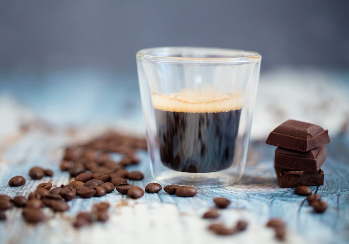 頻尿や膀胱の痛み、食べ物が原因？コーヒー、チョコ、香辛料等をやめると解消の可能性