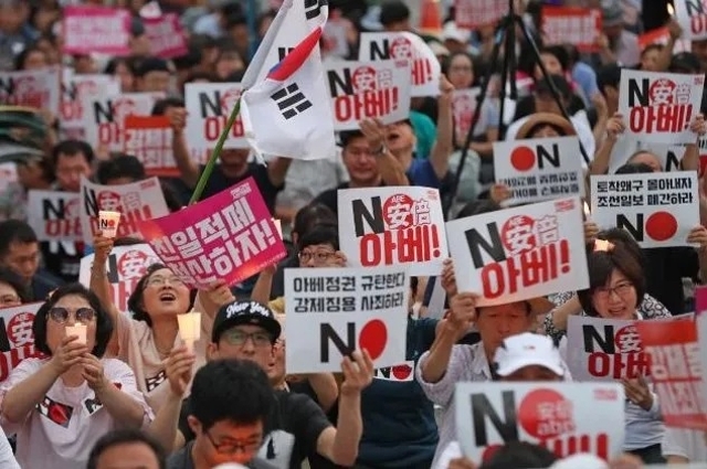 韓国が“安倍ロス”か「敵対的共生のパートナー」辞任の波紋 - NEWSポストセブン