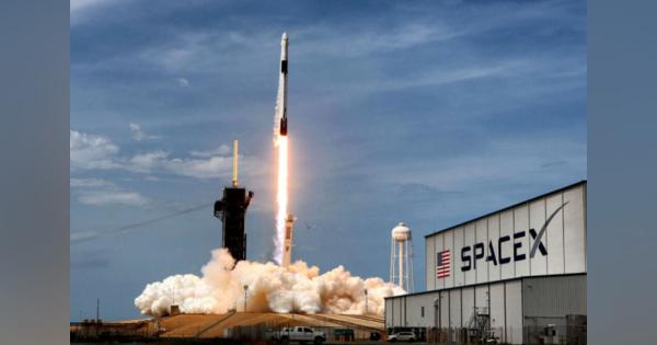 スペースXが100回目のロケット発射成功、「極軌道」に投入