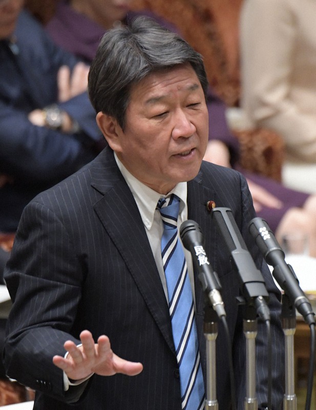 「差別的」茂木外相に批判　外国人記者に「日本語、わかっていただけますか」