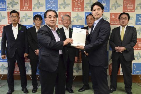 再造林補助、鈴木直道知事に支援要望　林業協会など７団体