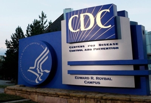 米CDC、10月下旬のコロナワクチン配布に備えるよう各州に要請 - ロイター