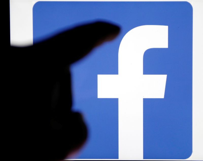 フェイスブック、米大統領選の直前週に政治広告を制限