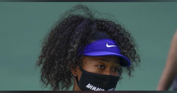 大坂、三たび名入りマスク　全米テニスで人種差別抗議