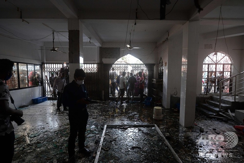 バングラのモスクで爆発、12人死亡 ガス漏れが原因か