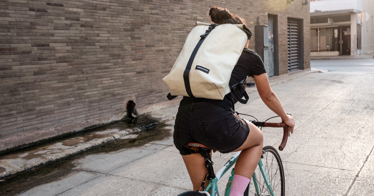 「フライターグ」がサイクリング用バッグの無料レンタルサービス開始