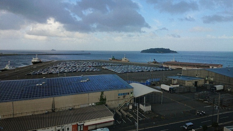 新港ふ頭のフェリー発着巡り対立　港湾業者「共存できない」　横須賀