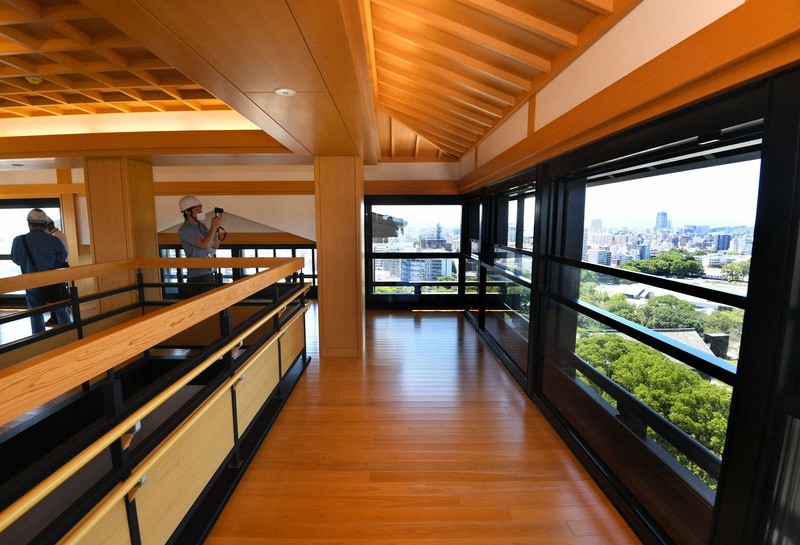 熊本城大天守内部を報道公開　工事ほぼ完了、21年春から一般公開