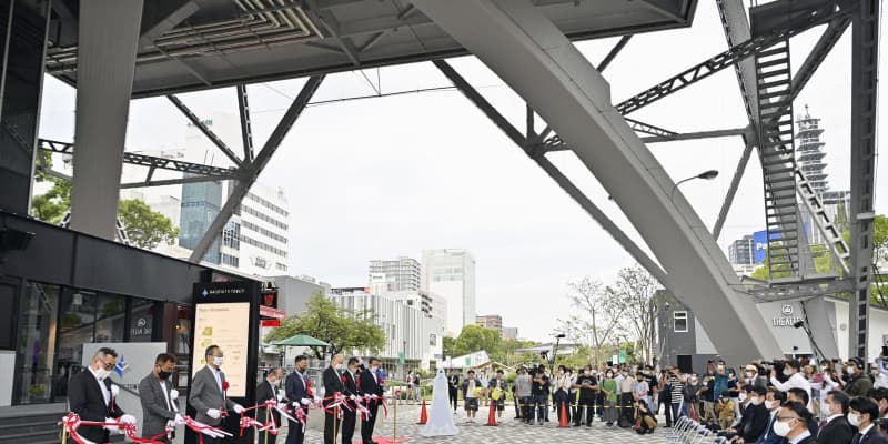 新しい名古屋テレビ塔にようこそ　改修工事終え営業再開
