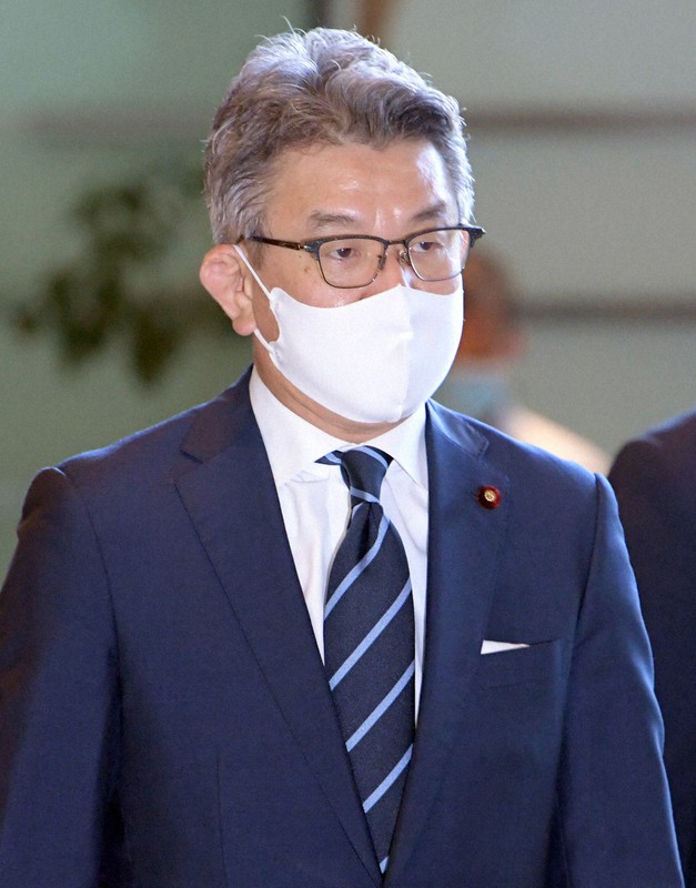 菅首相、携帯料金引き下げ指示　武田総務相「できるだけ早く結論」
