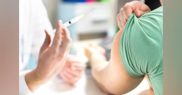 新型コロナのワクチン接種無料化、公費で負担するメリットは何？