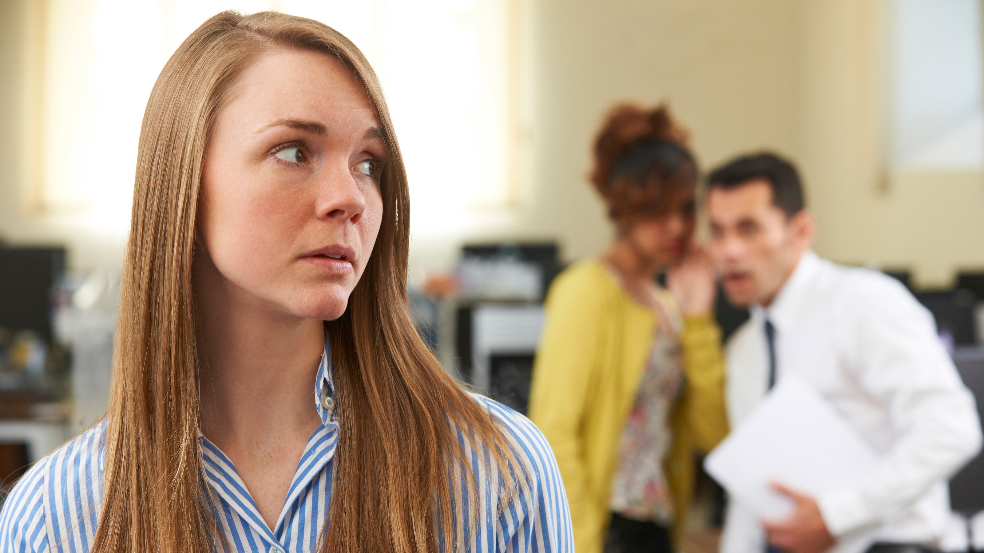 心理カウンセラーが伝授 仕事でうまくやった後に必ず湧いてくる嫉妬を賢くかわすコツ 嫉妬は脳が引き起こす発作だった