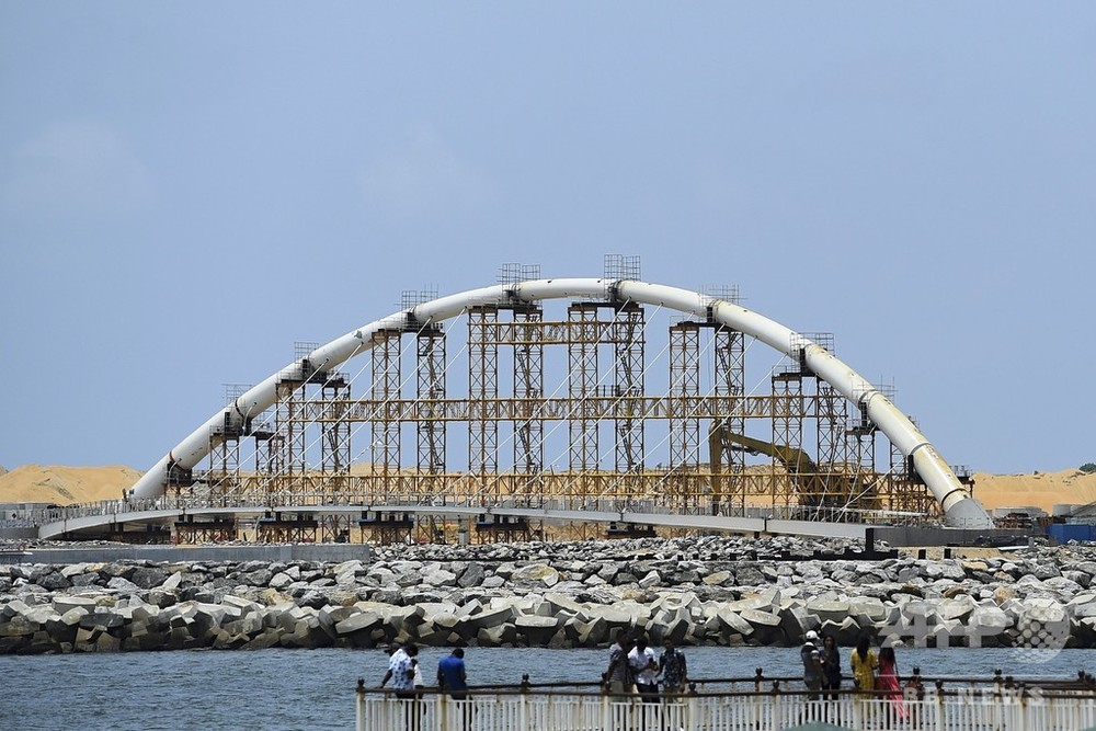 スリランカ、日本が支援する都市交通整備計画を撤回