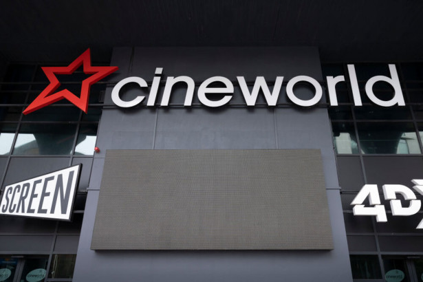 世界2位の映画館「シネワールド」が経営難、1700億円の赤字