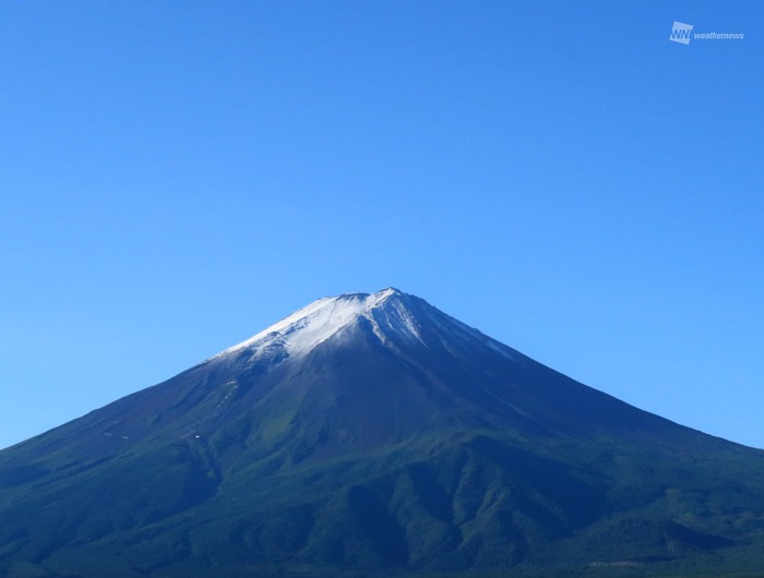富士山が初冠雪　甲府地方気象台が発表　昨季より24日早い観測